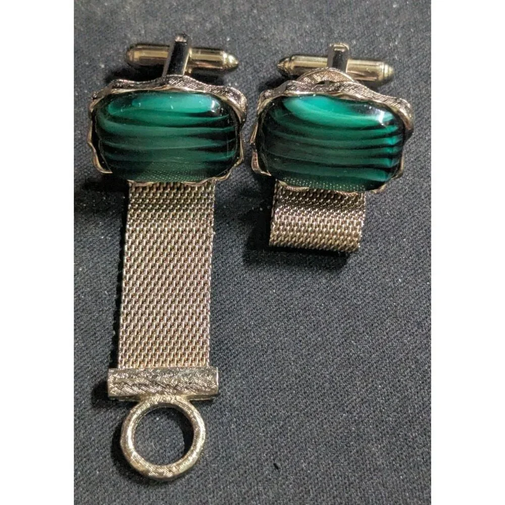 Vintage Dante Gold Tone Green‎ Art Glass Mesh Wrap Around Cufflinks